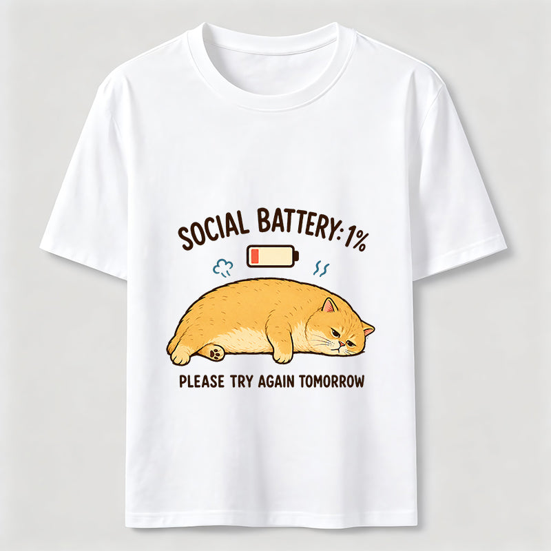 Social Battery 1% Funny Introvert Cat Lover Graphic Tee