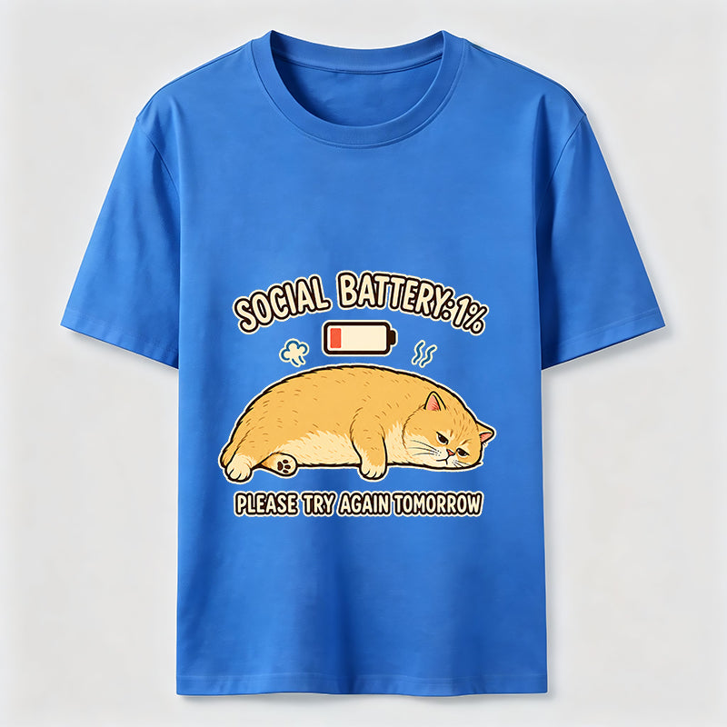 Social Battery 1% Funny Introvert Cat Lover Graphic Tee
